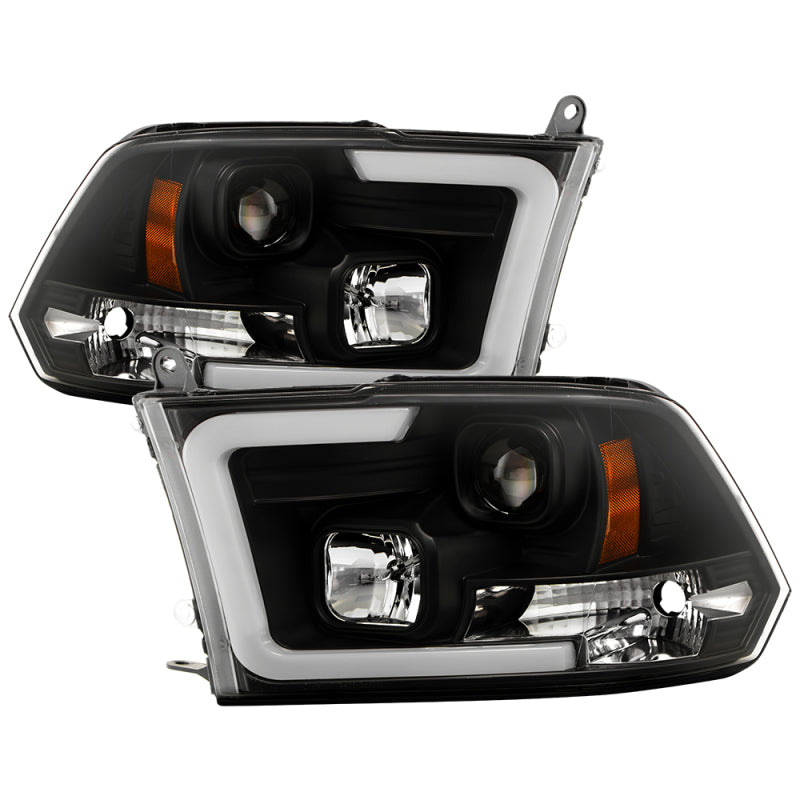 Spyder 09-18 Dodge Ram 2500/3500 Modèle halogène d'usine uniquement (PRO-YD-DR09PL-SB-BK)