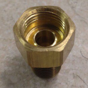 Cummins Oil Fitting